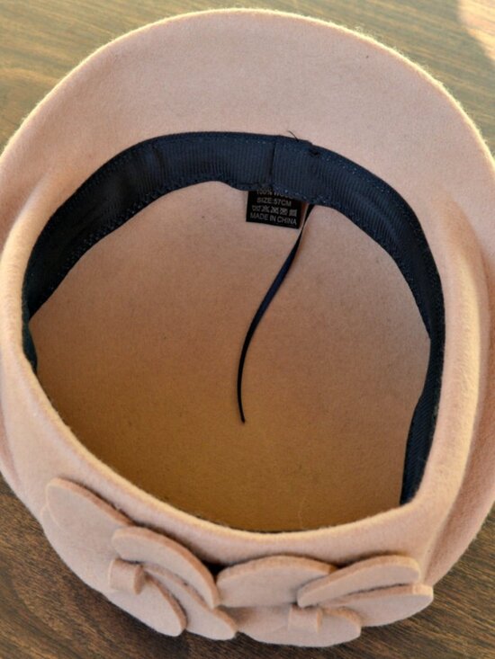 Beret main image 3